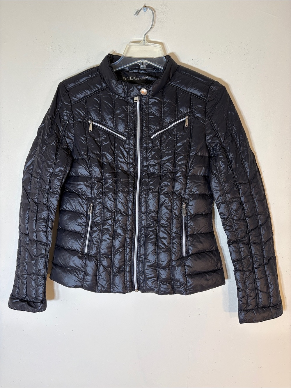 Like NEW! BCBGeneration DOWN Filled Quilted Zip-Front Puffer Jacket. S.
